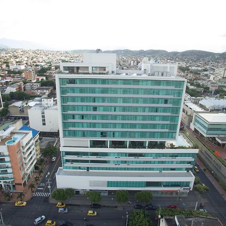 Holiday Inn Cucuta By Ihg Exterior foto The building of the university's main library