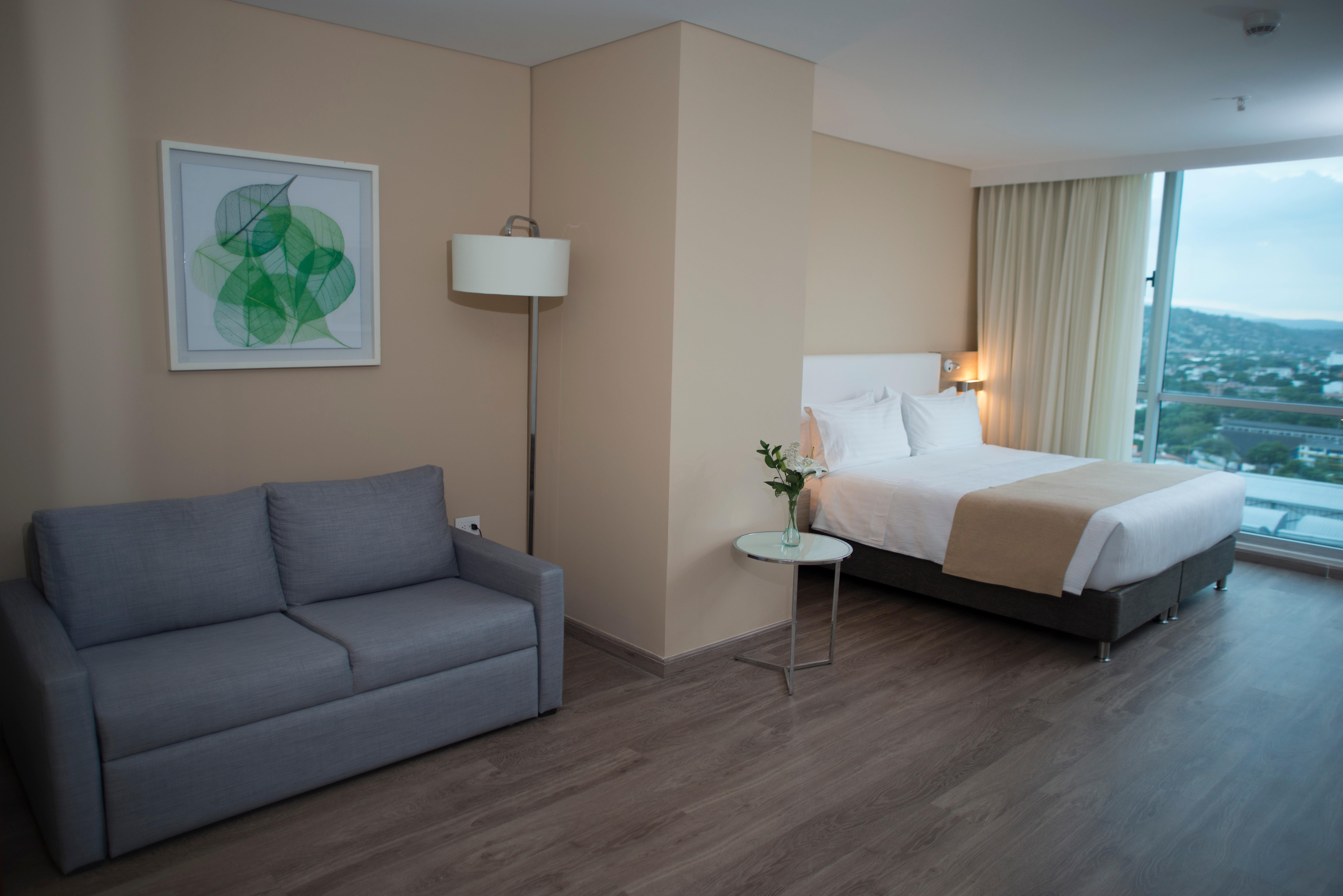 Holiday Inn Cucuta By Ihg Exterior foto A room at the hotel